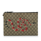 Gucci GG Supreme Kingsnake Clutch Bag (SHG-qHejCL)