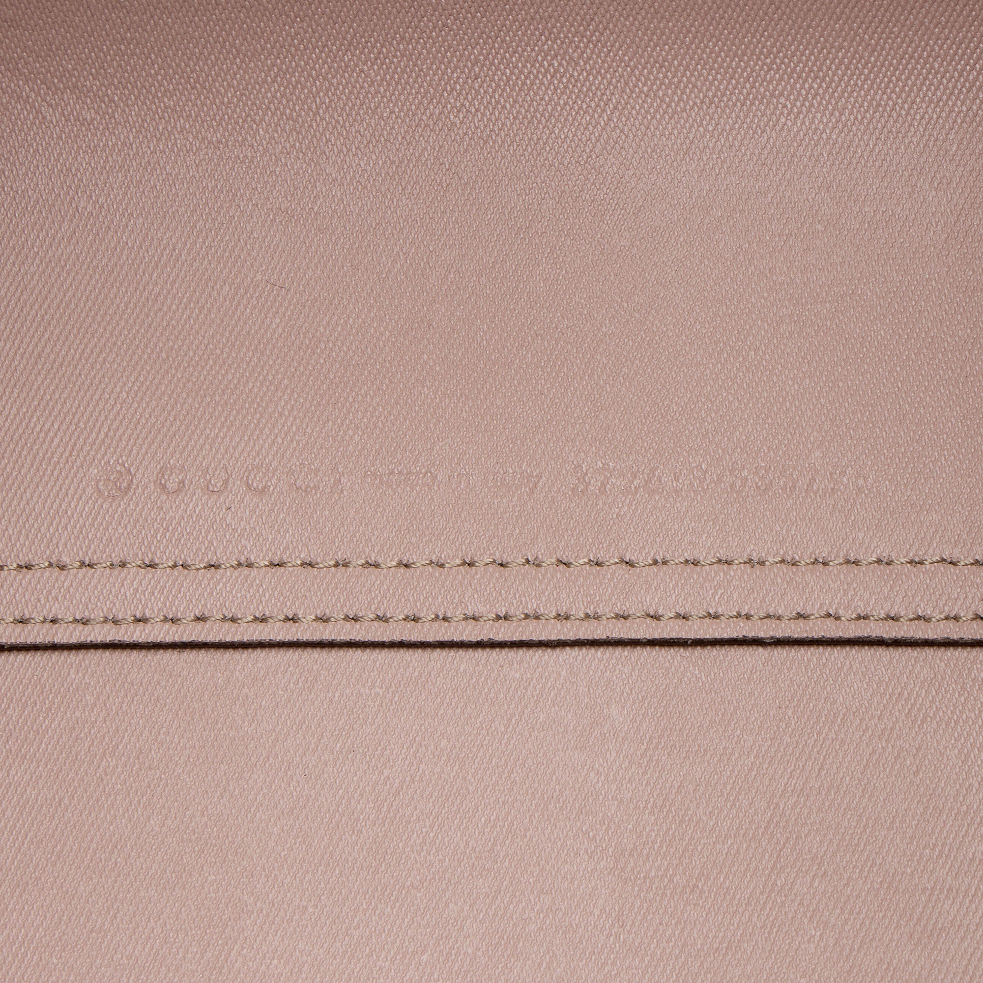 Gucci GG Supreme Leather Reversible Small Tote (SHF-zpwKGA)