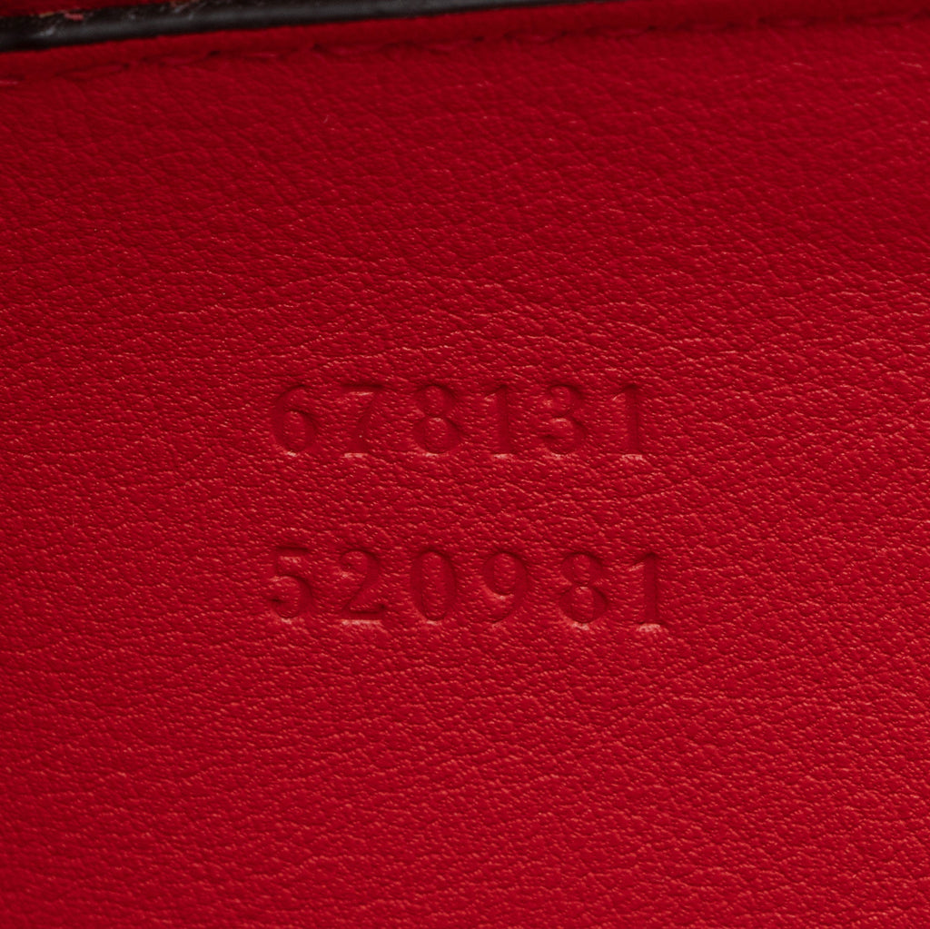 Gucci GG Supreme Love Heart Valentines Mini Crossbody (SHF-vvjySZ)