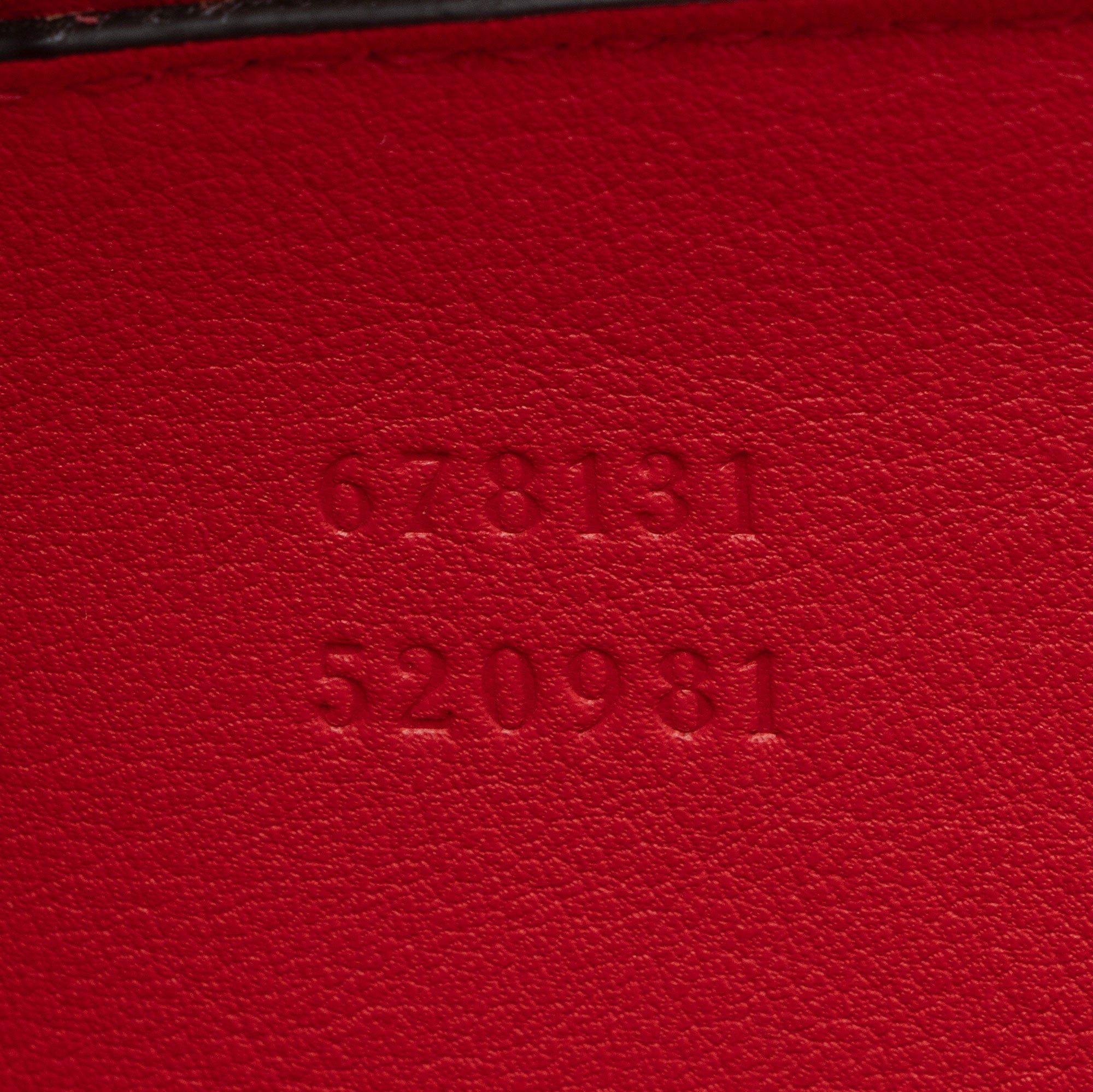 Gucci GG Supreme Love Heart Valentines Mini Crossbody (SHF-vvjySZ)