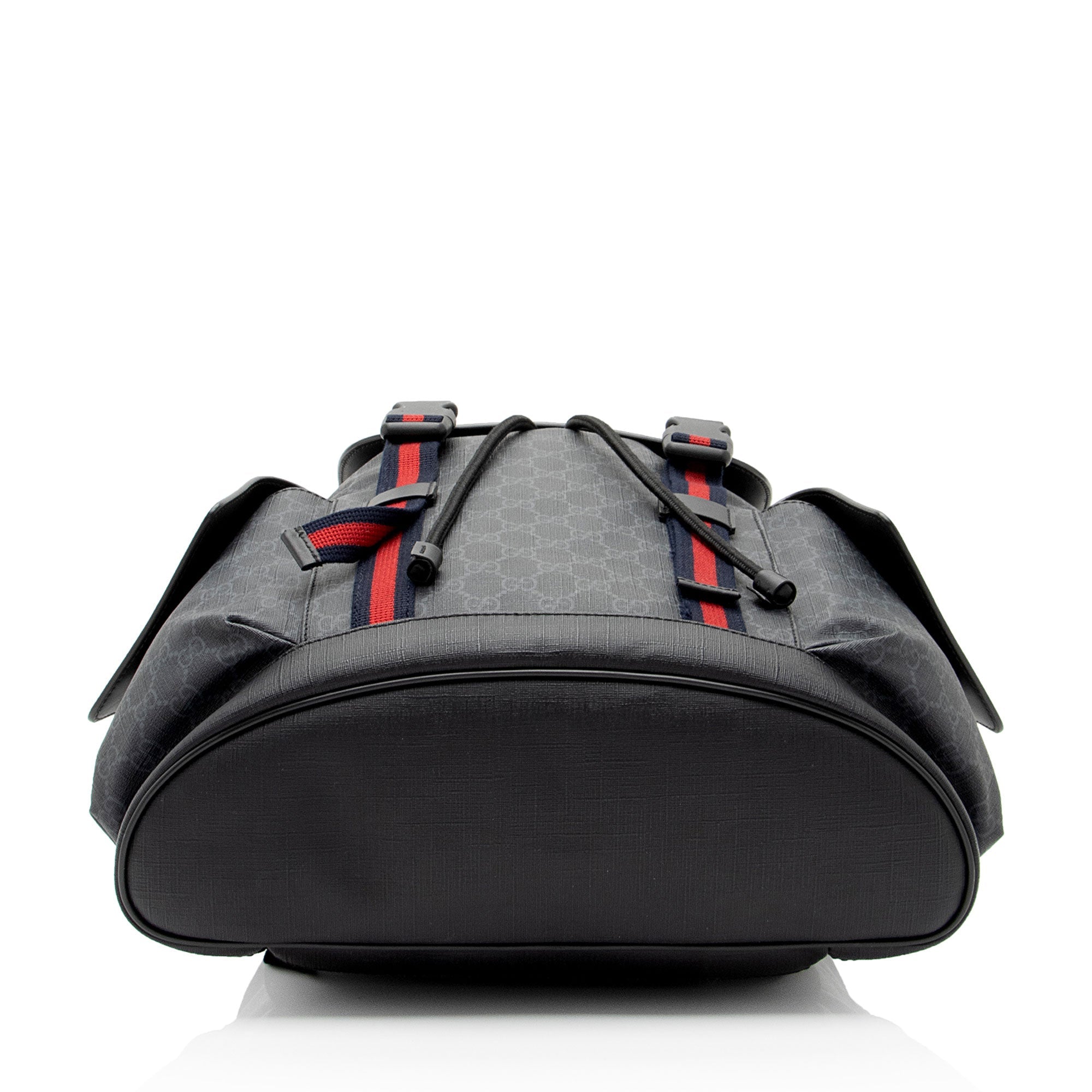 Gucci GG Supreme Medium Flap Backpack (SHF-NNj9Jx)