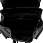 Gucci GG Supreme Medium Flap Backpack (SHF-NNj9Jx)