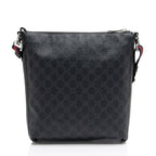 Gucci GG Supreme Medium Messenger