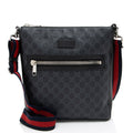Gucci GG Supreme Medium Messenger
