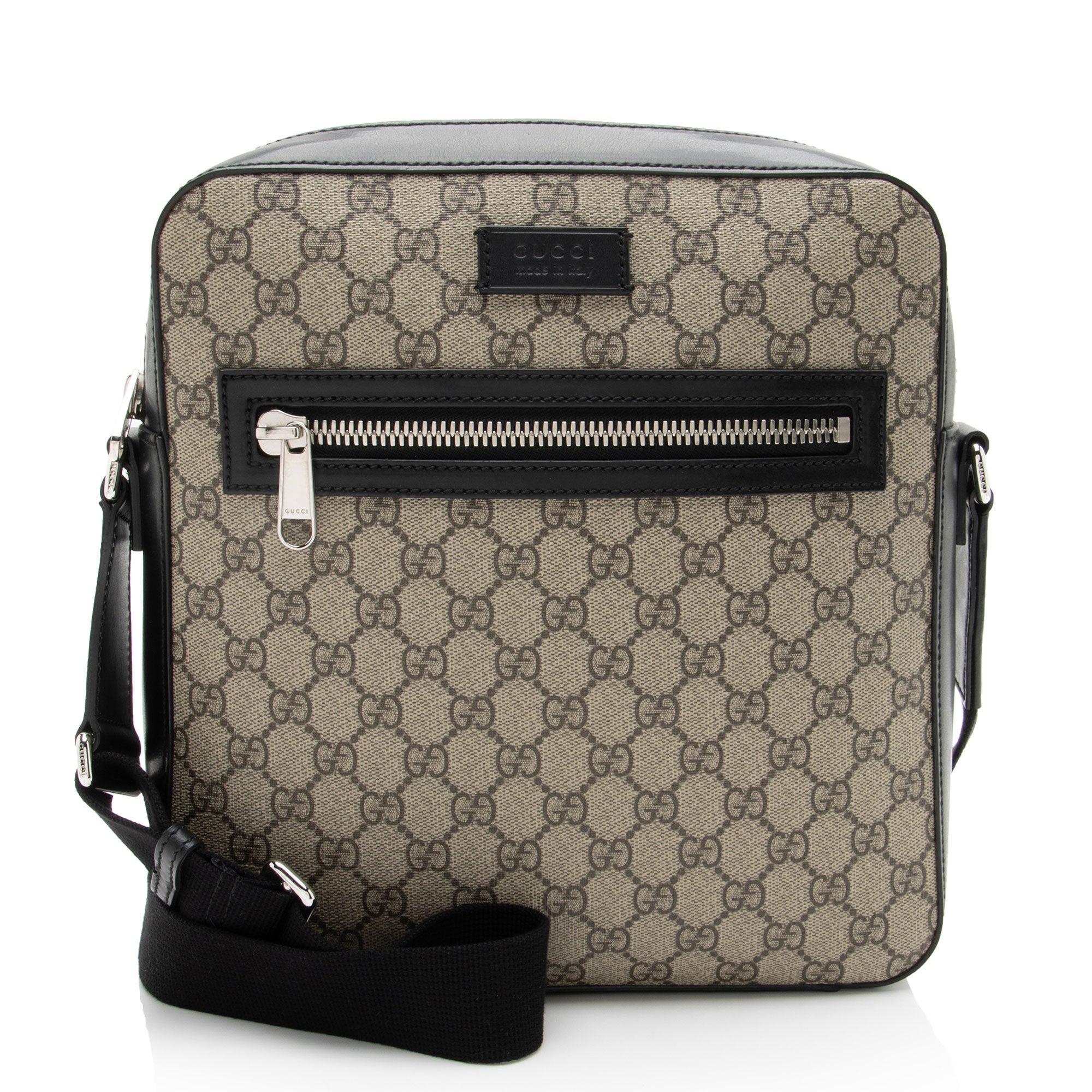 Gucci GG Supreme Medium Messenger