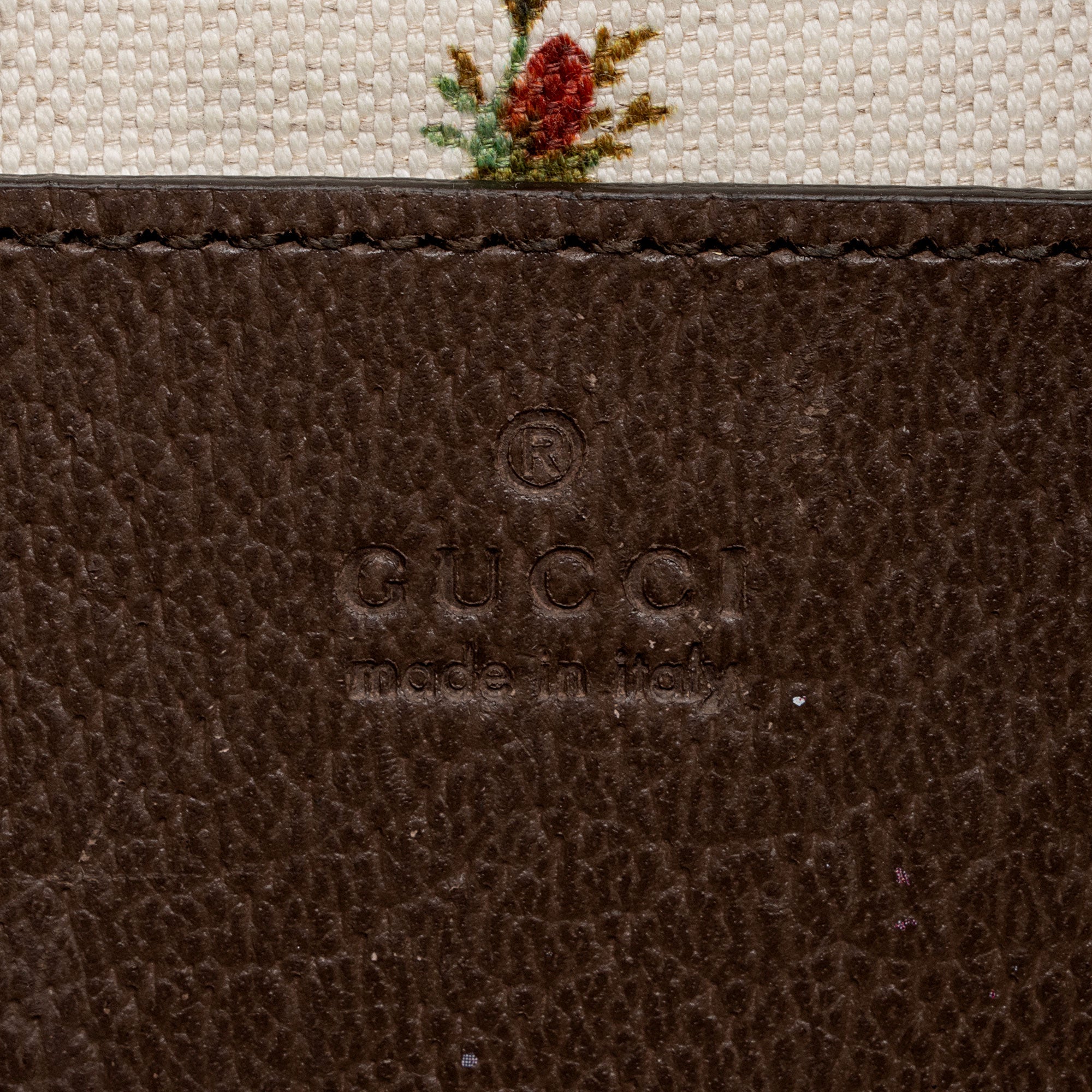 Gucci GG Supreme Neo Vintage Messenger (SHF-rua2eA)