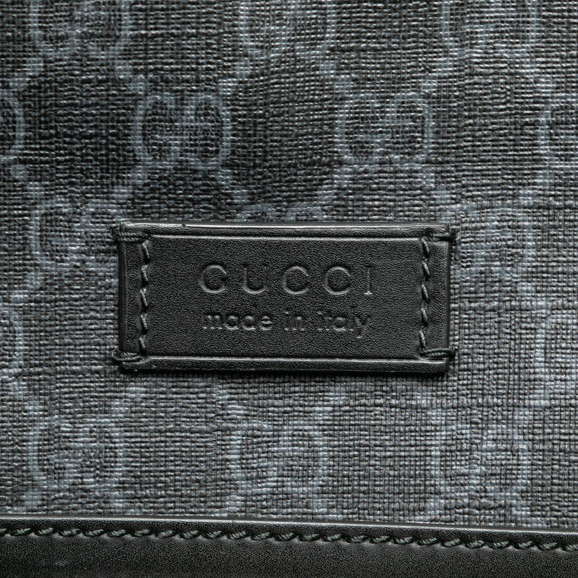 Gucci GG Supreme Night Courrier Crossbody