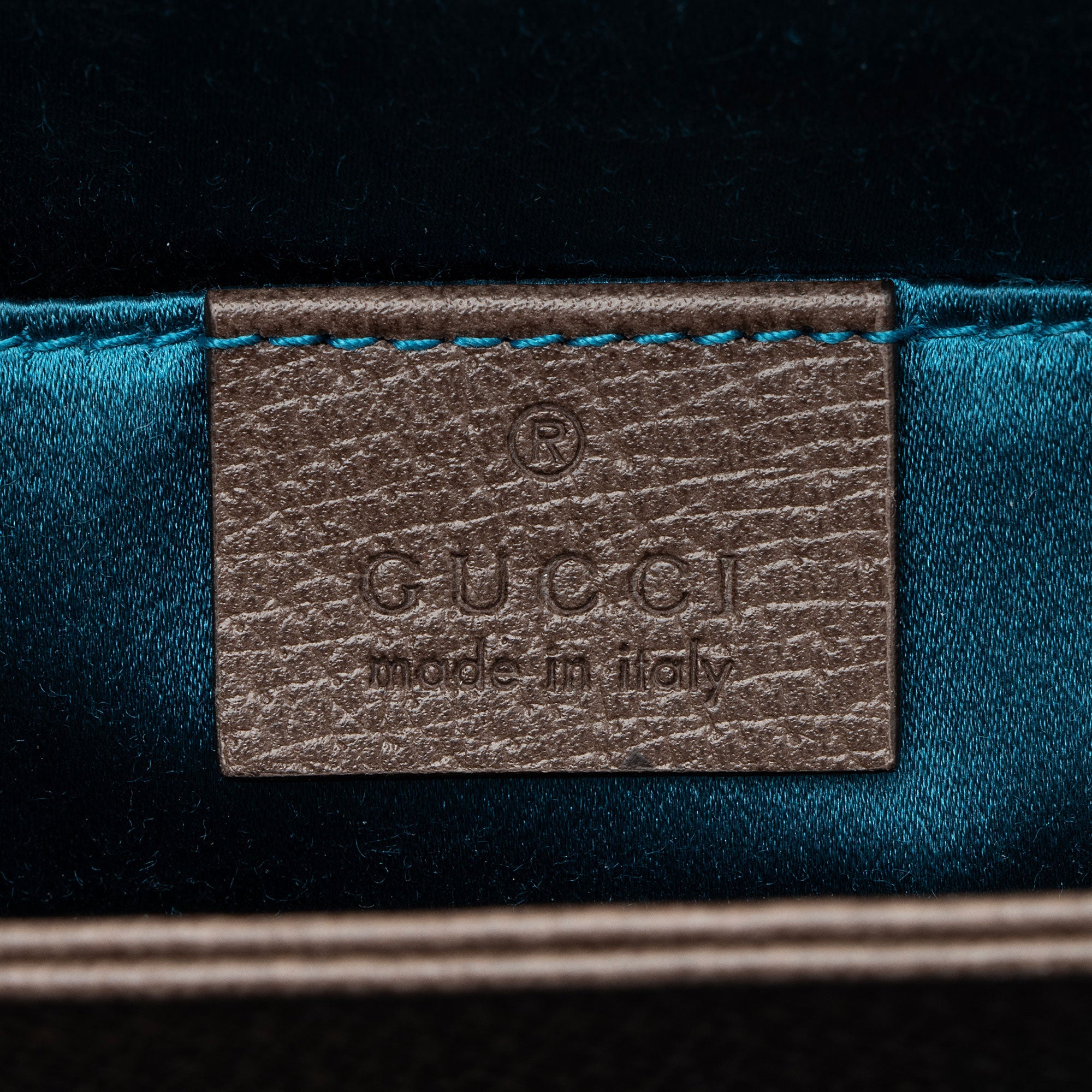 Gucci GG Supreme Ophidia Medium Chain Shoulder Bag