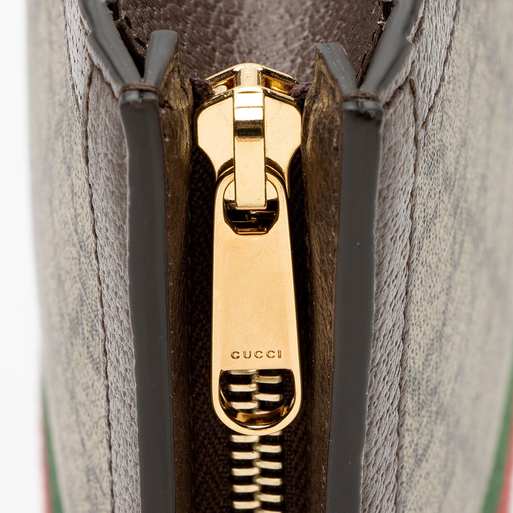 Gucci GG Supreme Ophidia Pouch (SHF-RFZPp0)