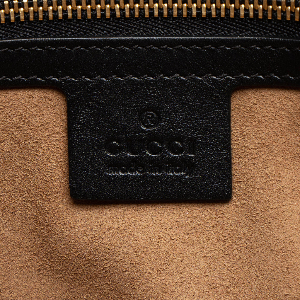 Gucci GG Supreme Padlock Chain Medium Shoulder Bag (SHF-q4e2Rg)