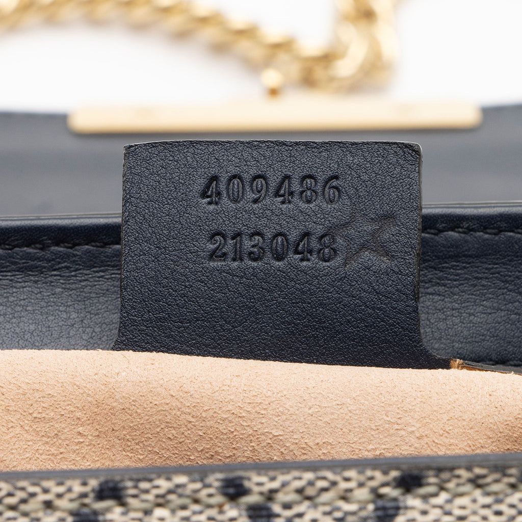 Gucci GG Supreme Padlock Medium Shoulder Bag