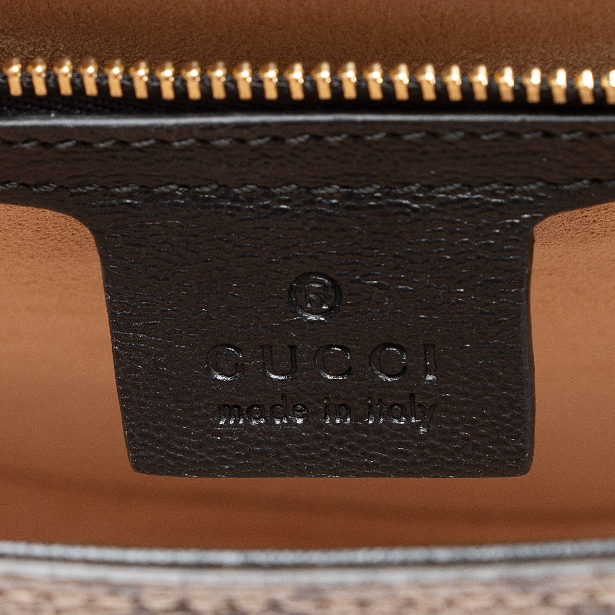 Gucci GG Supreme Padlock Saddle Small Shoulder Bag (SHF-hTmpl4)