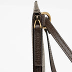 Gucci GG Supreme Pochette (SHF-dYhXFI)