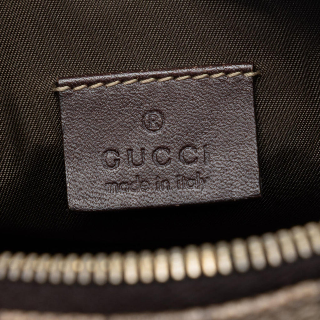 Gucci GG Supreme Pouch