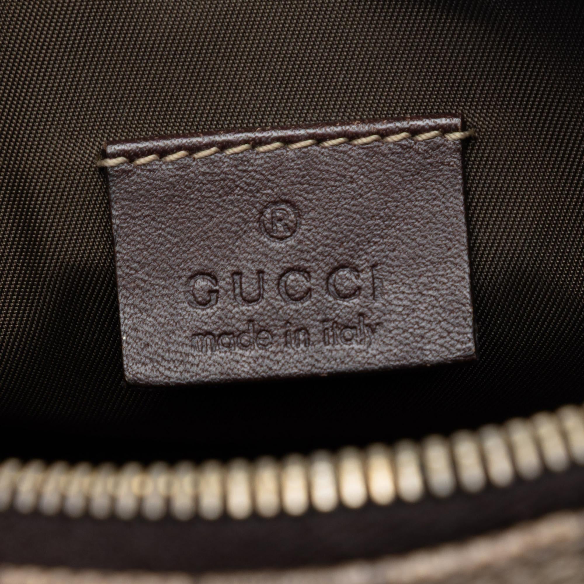 Gucci GG Supreme Pouch