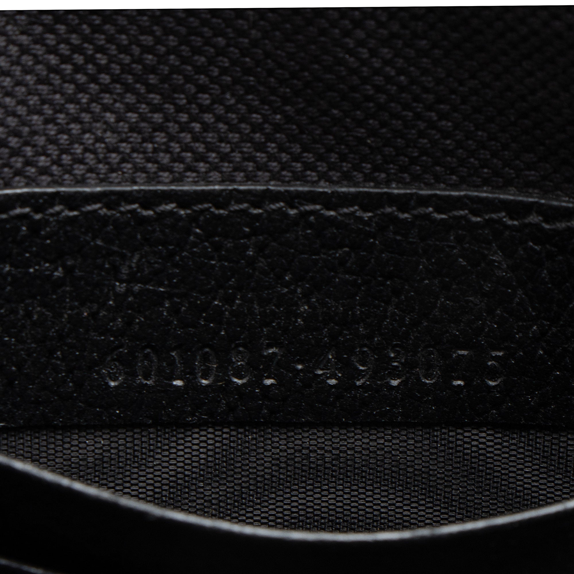 Gucci GG Supreme Psychedelic Zip Wristlet