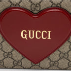 Gucci GG Supreme Script Logo Heart Wallet on Chain (SHF-lumKJK)