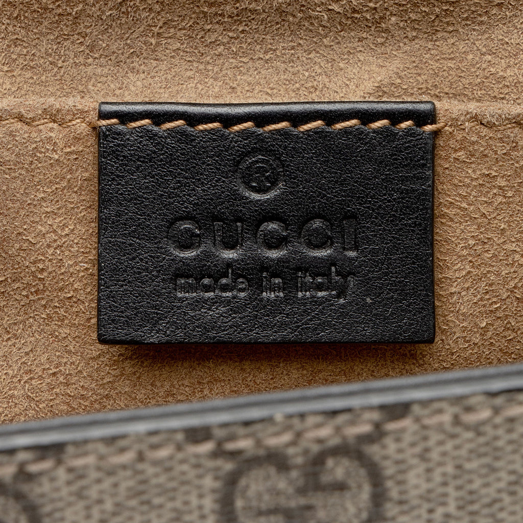 Gucci GG Supreme Small Padlock Shoulder Bag (SHF-vRdeyi)