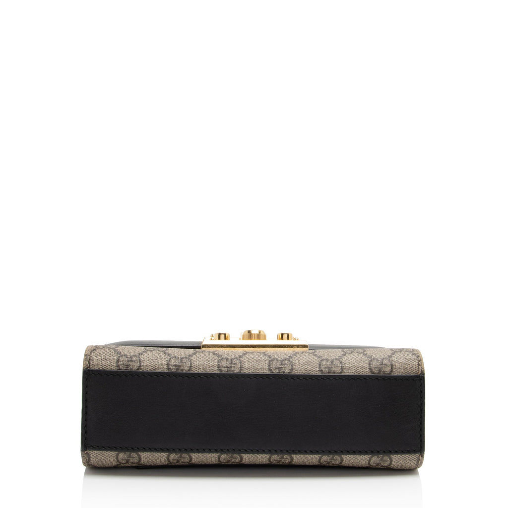 Gucci GG Supreme Small Padlock Shoulder Bag (SHF-wWXgdi)