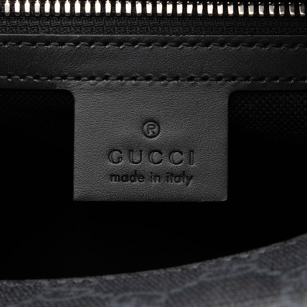 Gucci GG Supreme Square Shoulder Bag (SHF-ITmRpz)