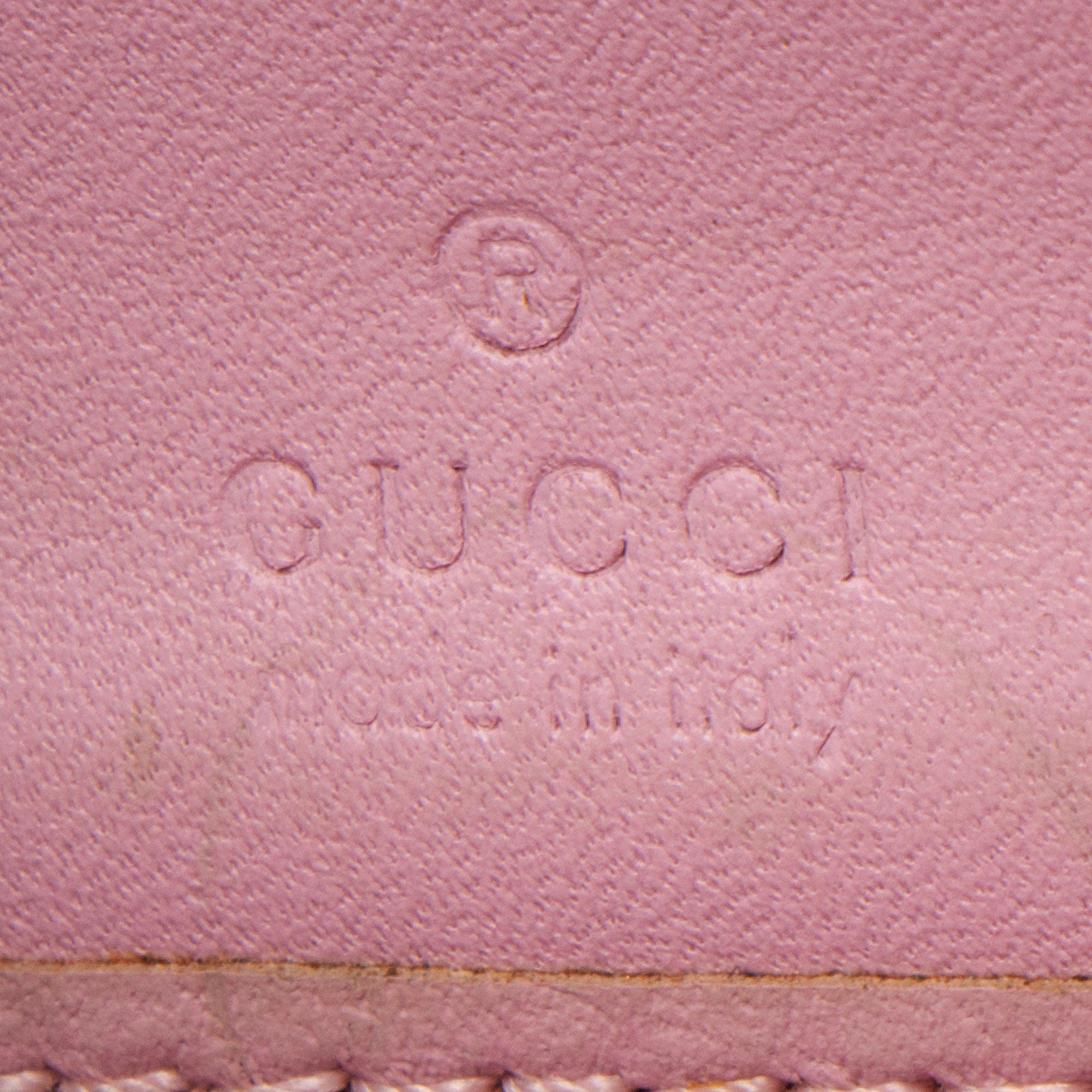 Gucci GG Supreme Strawberry Zip Around Wallet