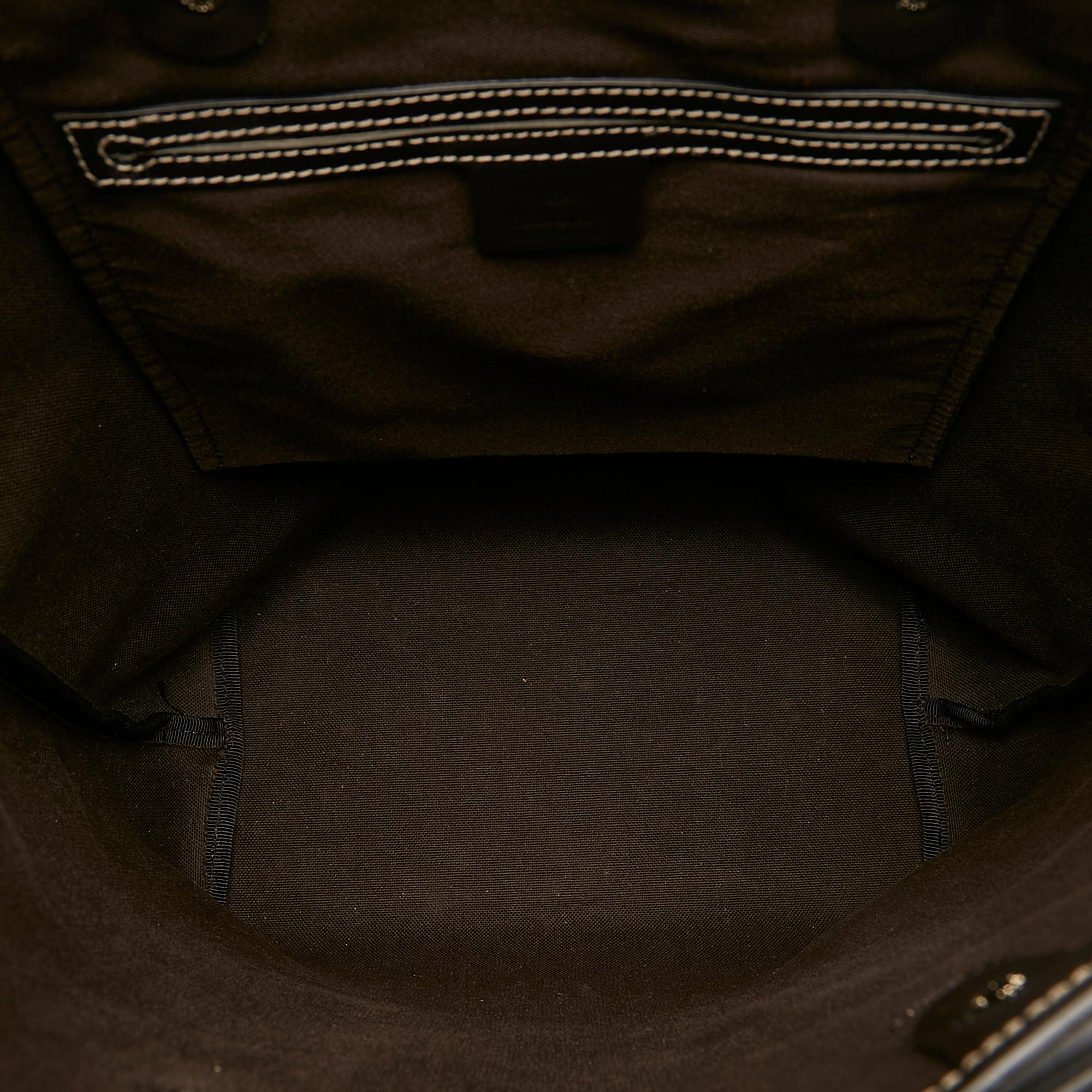 Gucci GG Supreme Tote (SHG-efyCC5)
