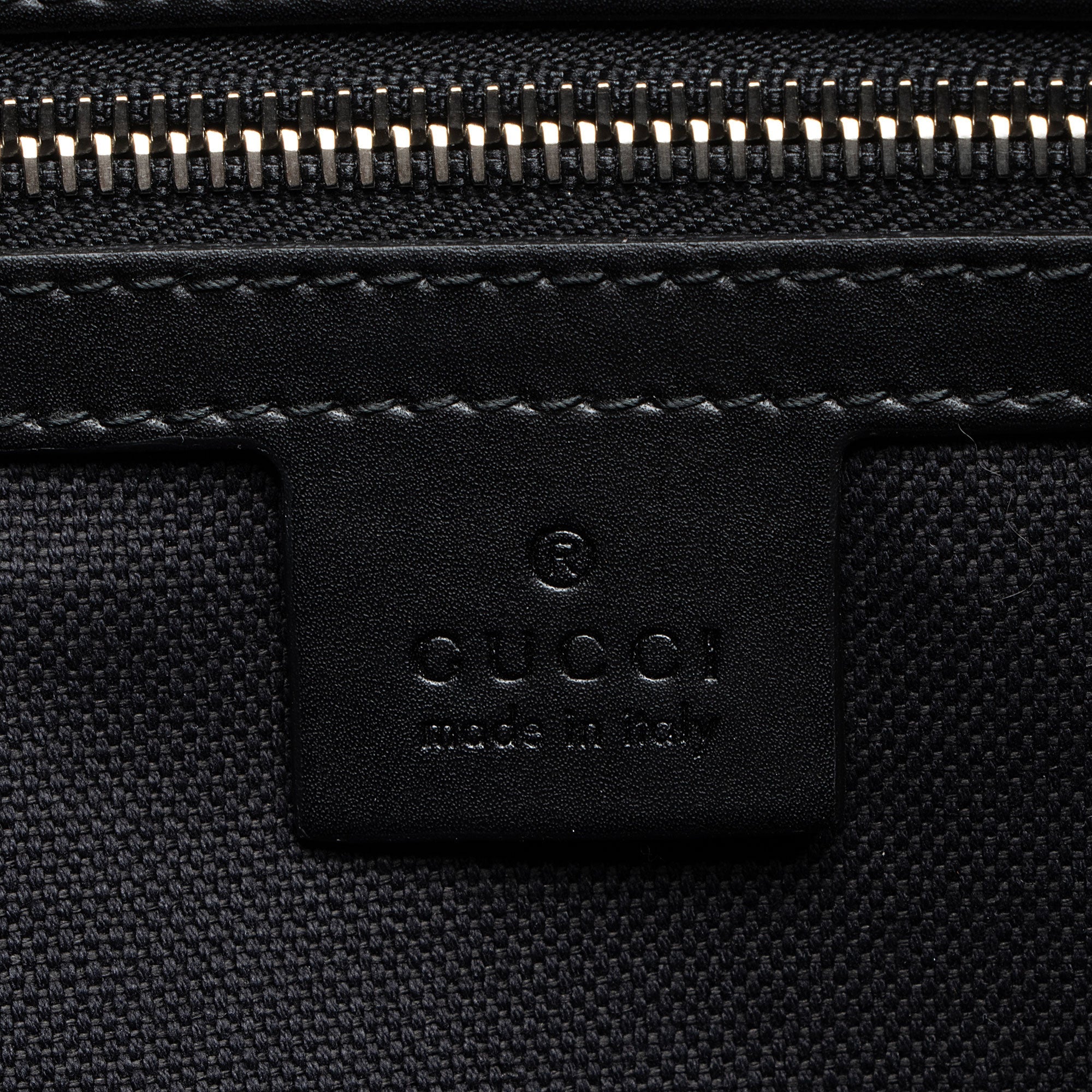 Gucci GG Supreme Web Flat Square Messenger