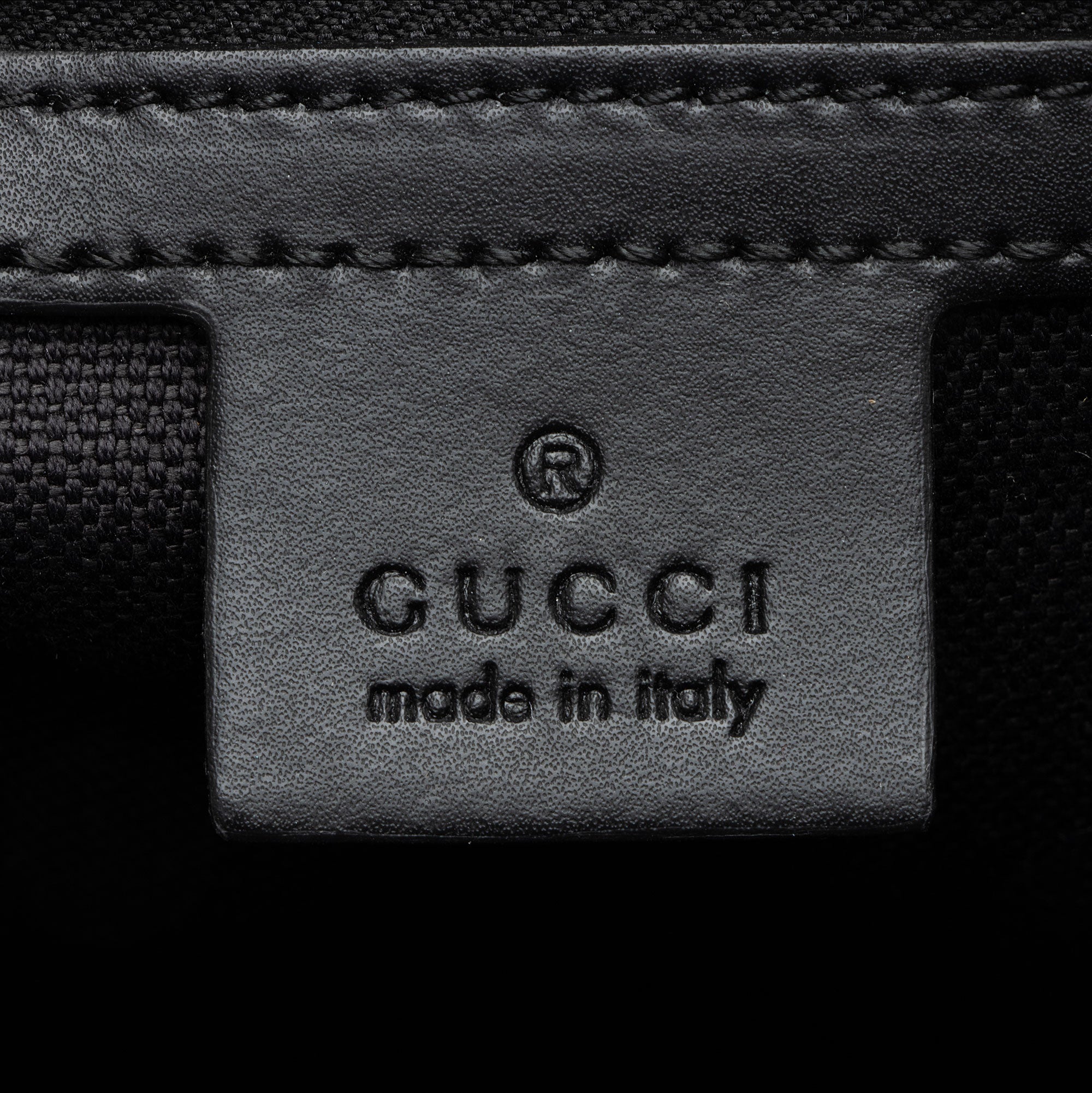 Gucci GG Supreme Web Zip Belt Bag