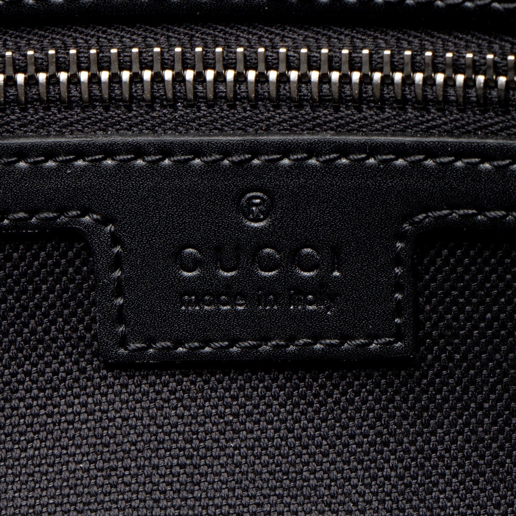 Gucci GG Supreme Web Zip Belt Bag