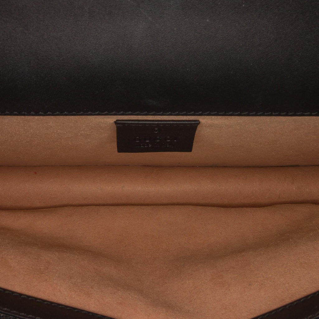 Gucci GG Velvet Dionysus Shoulder Bag (SHG-lw3cdf)