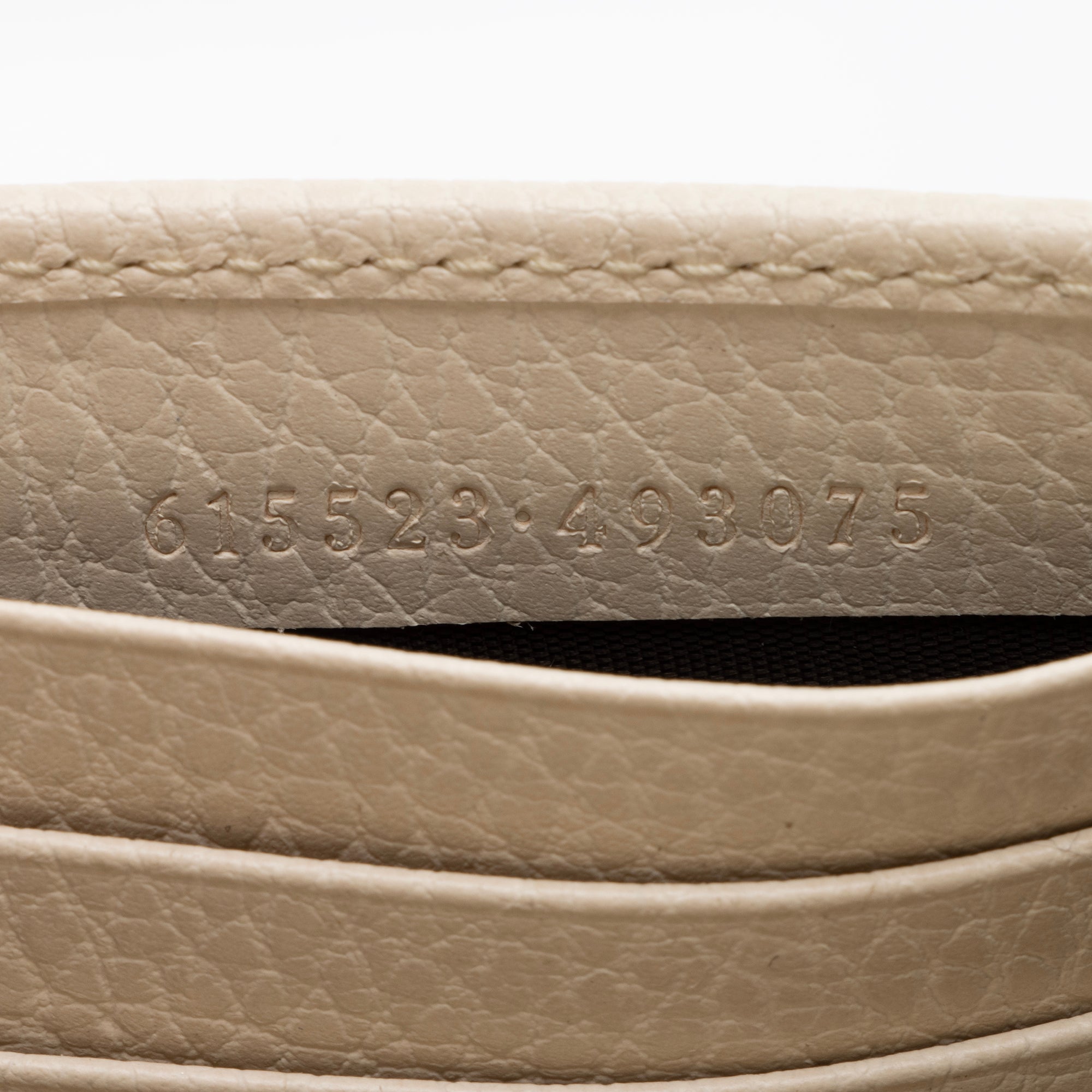 Gucci Grained Calfskin Interlocking G Chain Wallet (SHF-2ZPmCK)