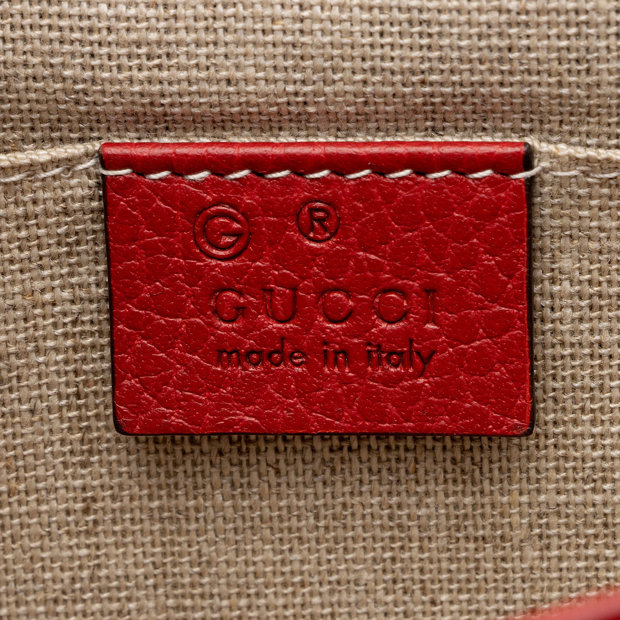 Gucci Grained Calfskin Interlocking G Small Shoulder Bag (SHF-0utu9Q)