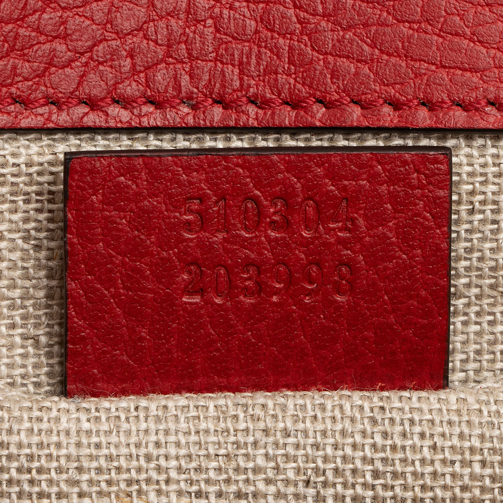 Gucci Grained Calfskin Interlocking G Small Shoulder Bag (SHF-8gS5ns)