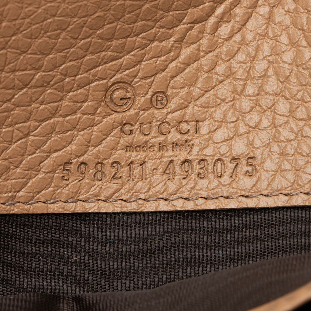 Gucci Grained Leather Soho Wallet on Chain (SHF-ipdVXC)