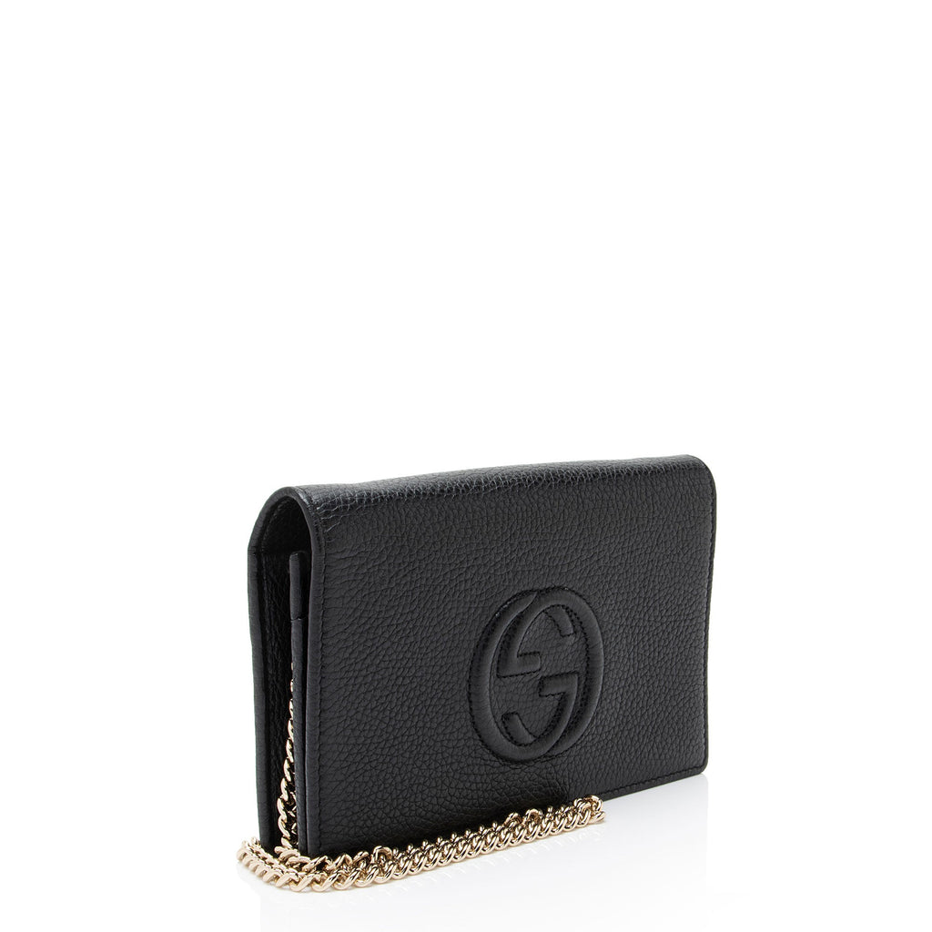 Gucci Grained Leather Soho Wallet on Chain