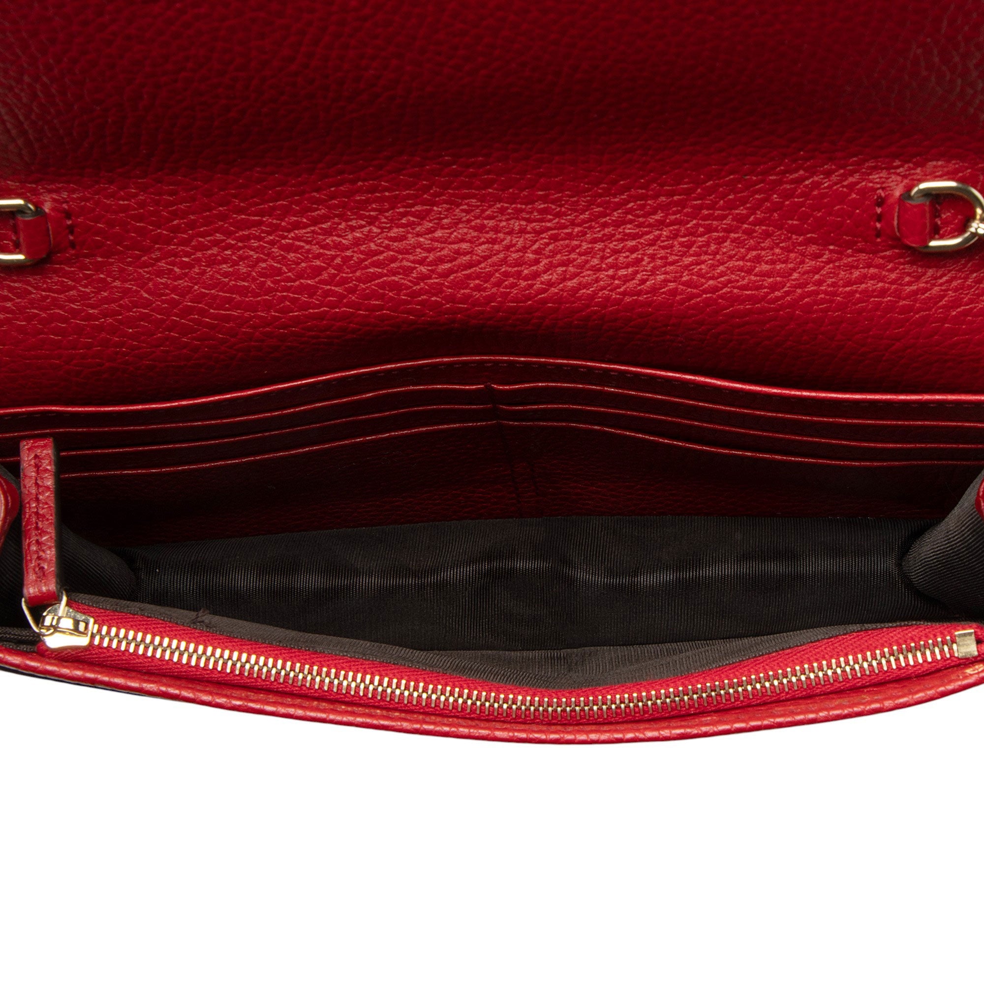 Gucci Grained Leather Soho Wallet on Chain