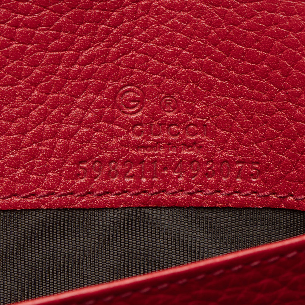 Gucci Grained Leather Soho Wallet on Chain