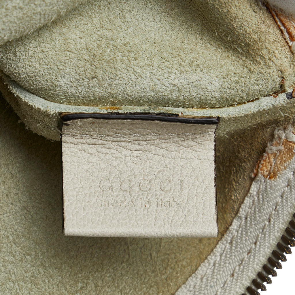 Gucci Gucci Logo Clutch Bag (SHG-9c7YpA)