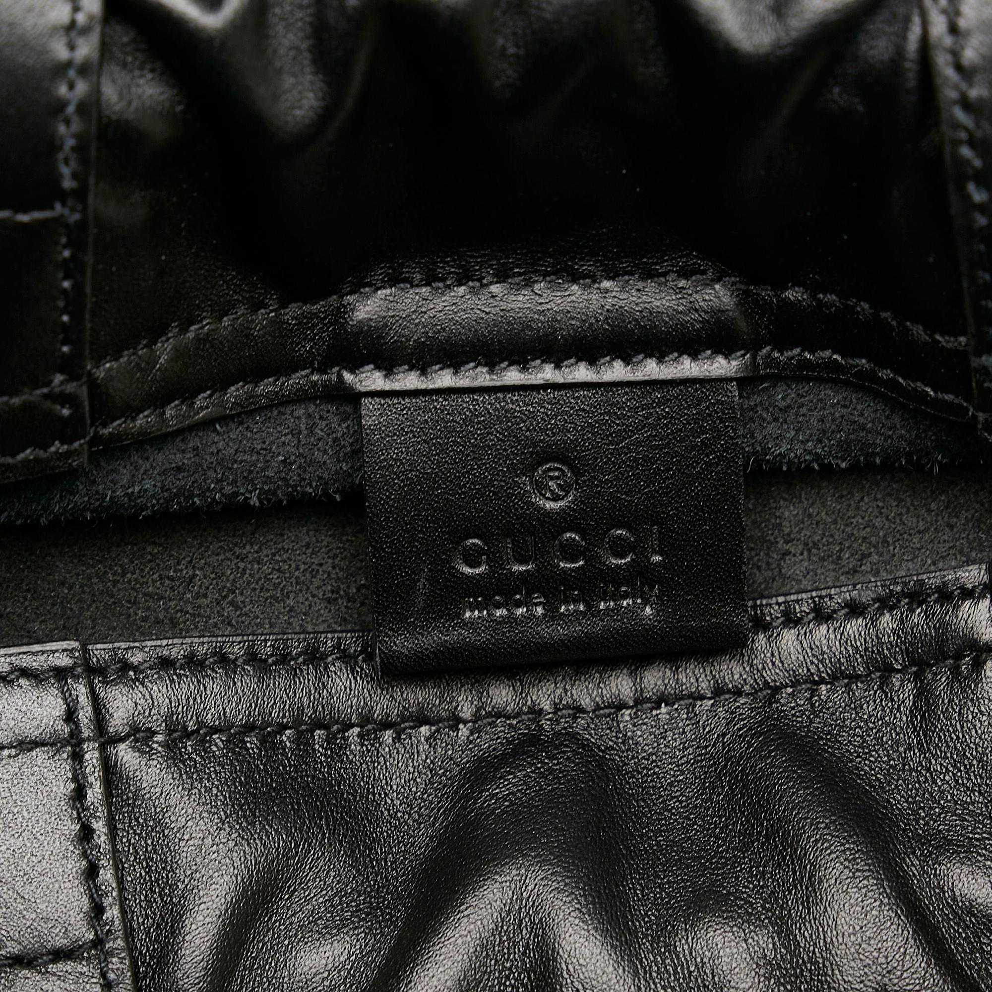 Gucci Gucci Logo Drawstring  Backpack (SHG-iZwaga)