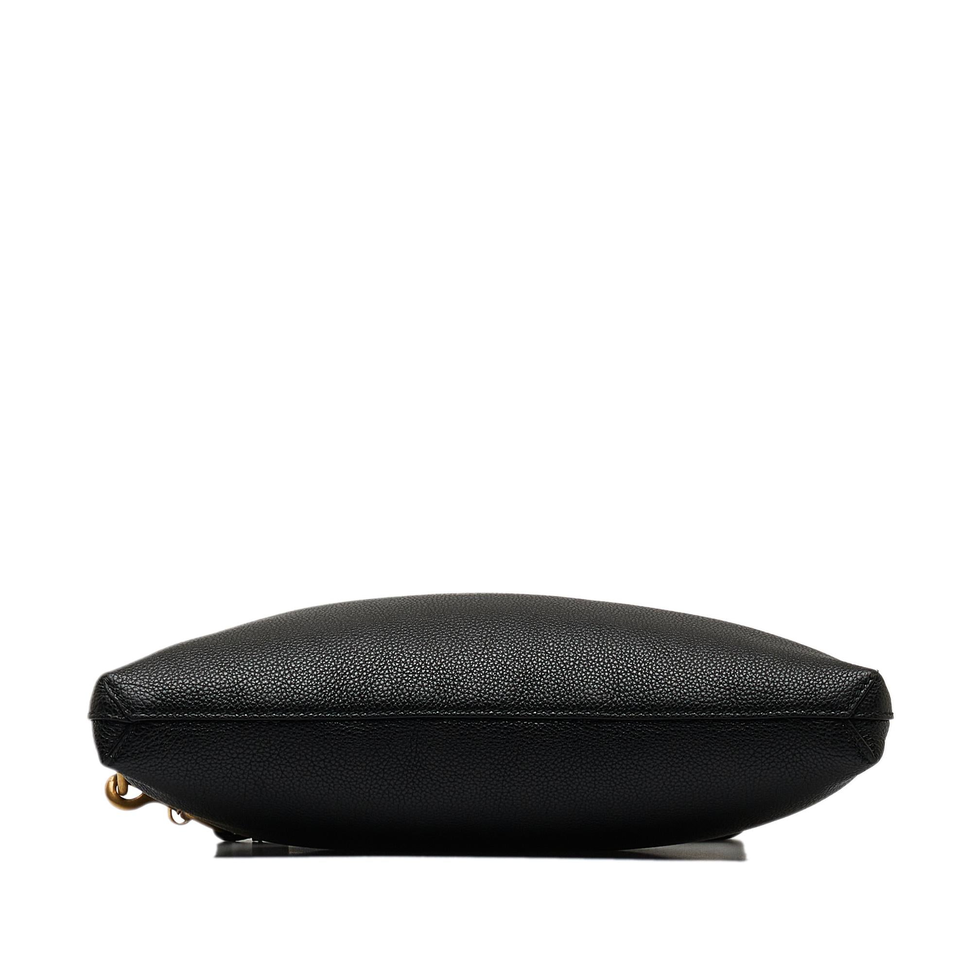 Gucci Gucci Logo Leather Clutch Bag (SHG-Gyg3CU)
