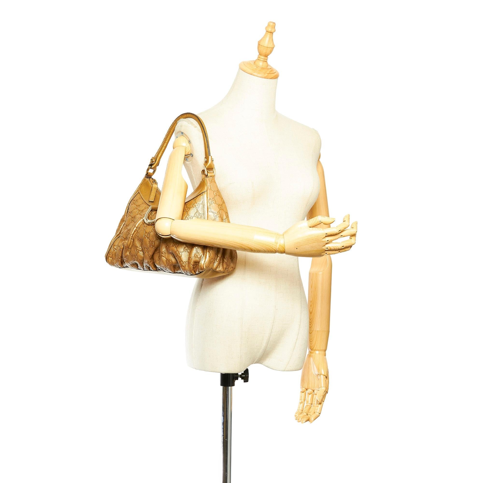 Gucci Guccissima Abbey D-Ring Shoulder Bag (SHG-31659)