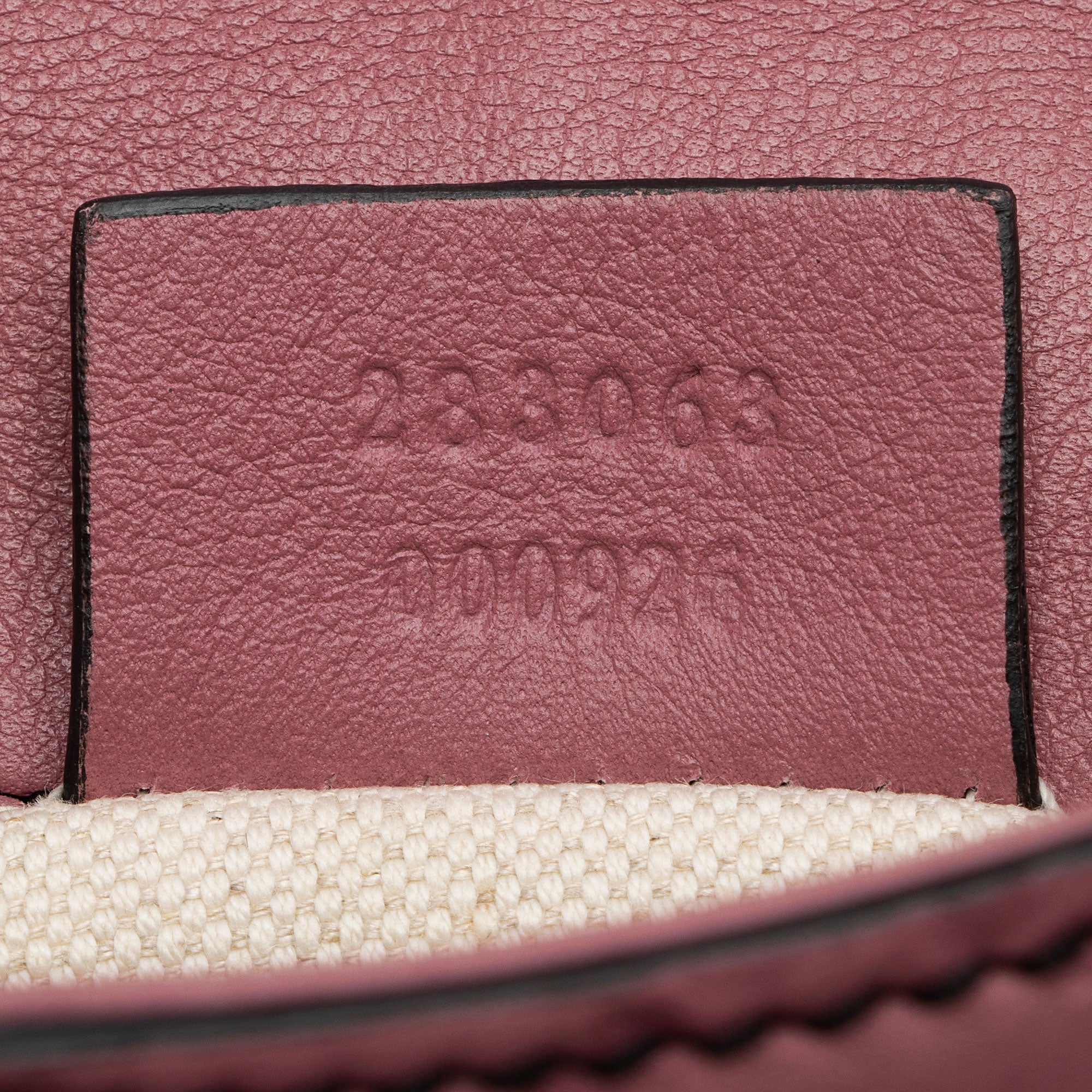Gucci Guccissima Leather Emily Shoulder Bag
