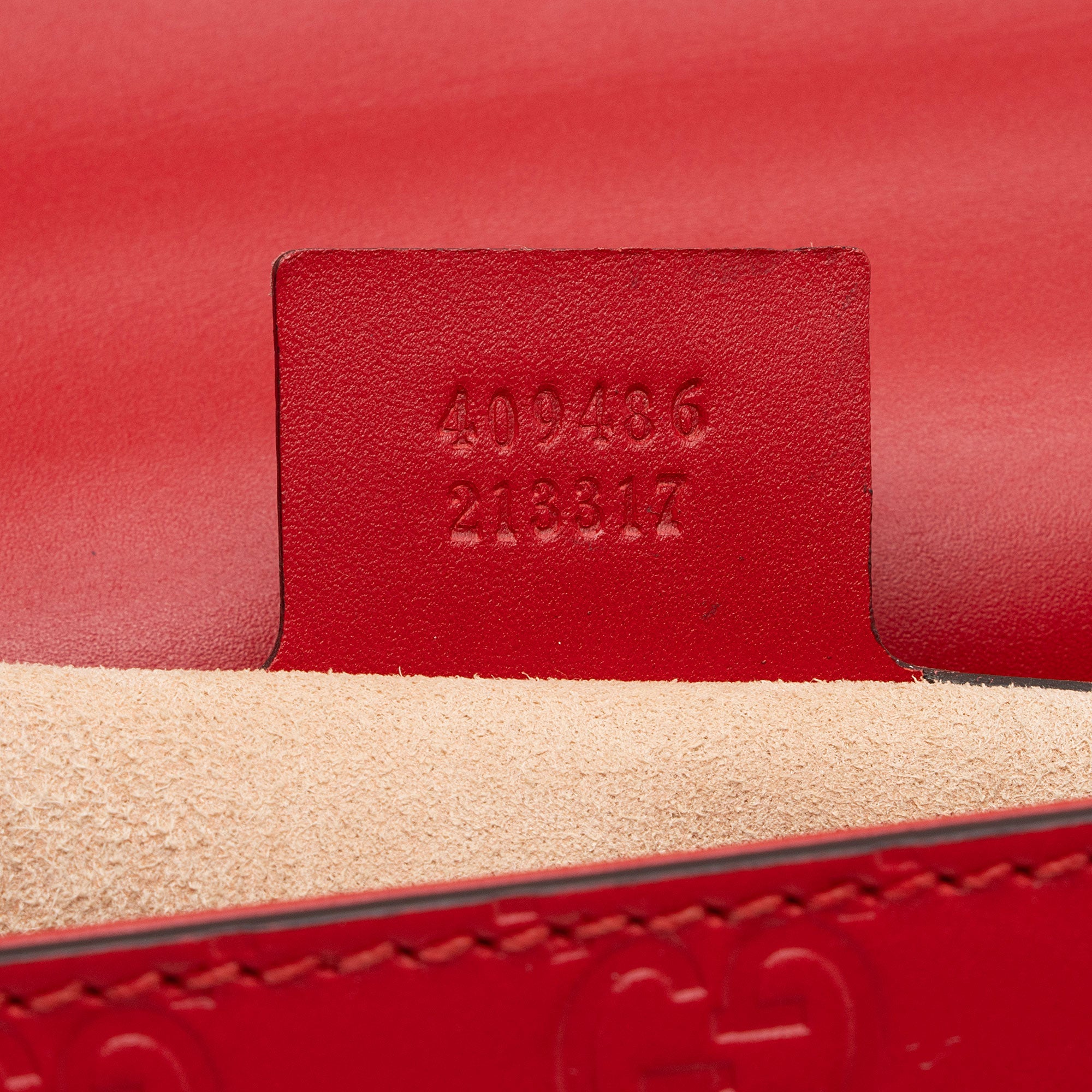 Gucci Guccissima Leather Padlock Medium Shoulder Bag (SHF-fXEhOA)