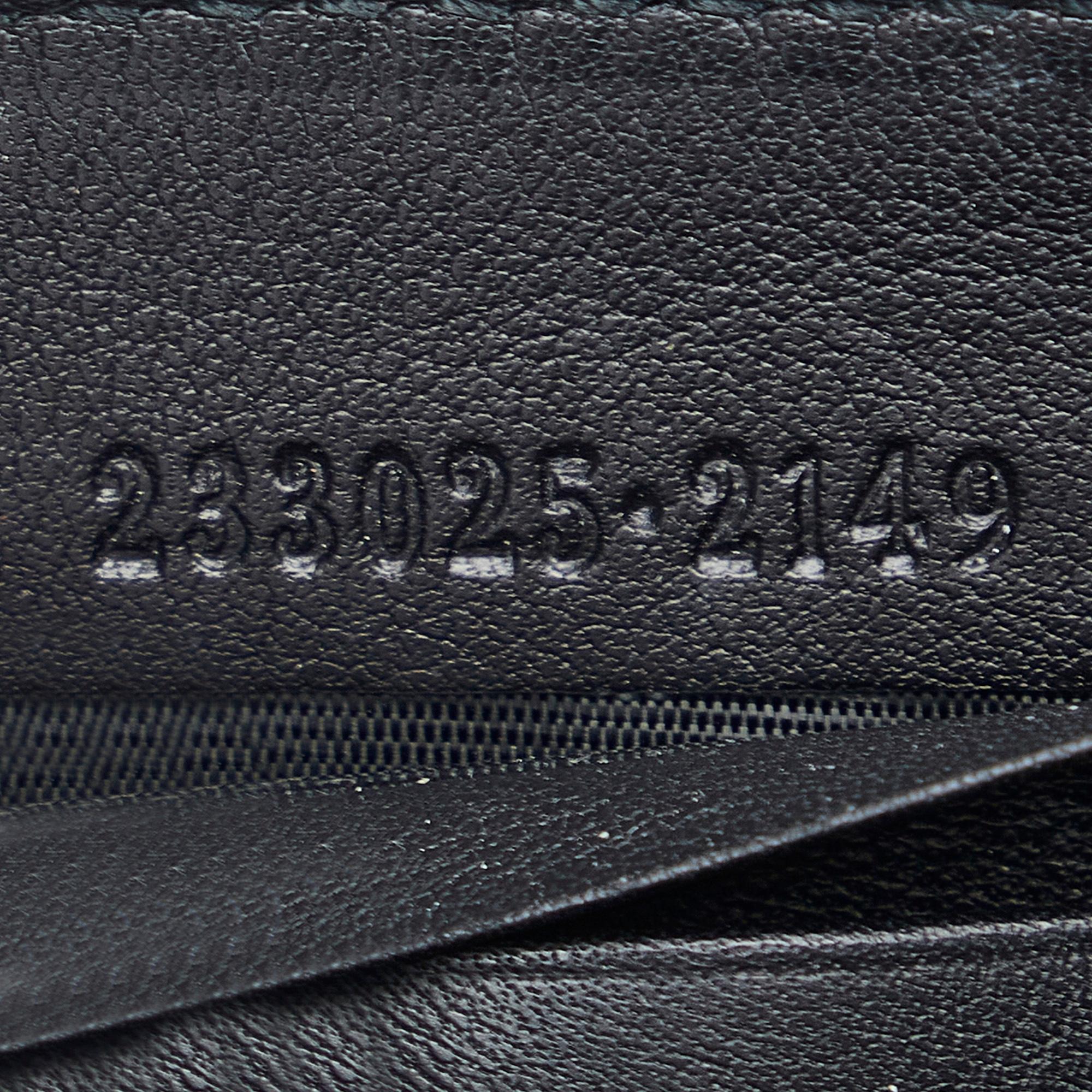 Gucci Guccissima Zip Around Wallet (SHG-ScOAtk)