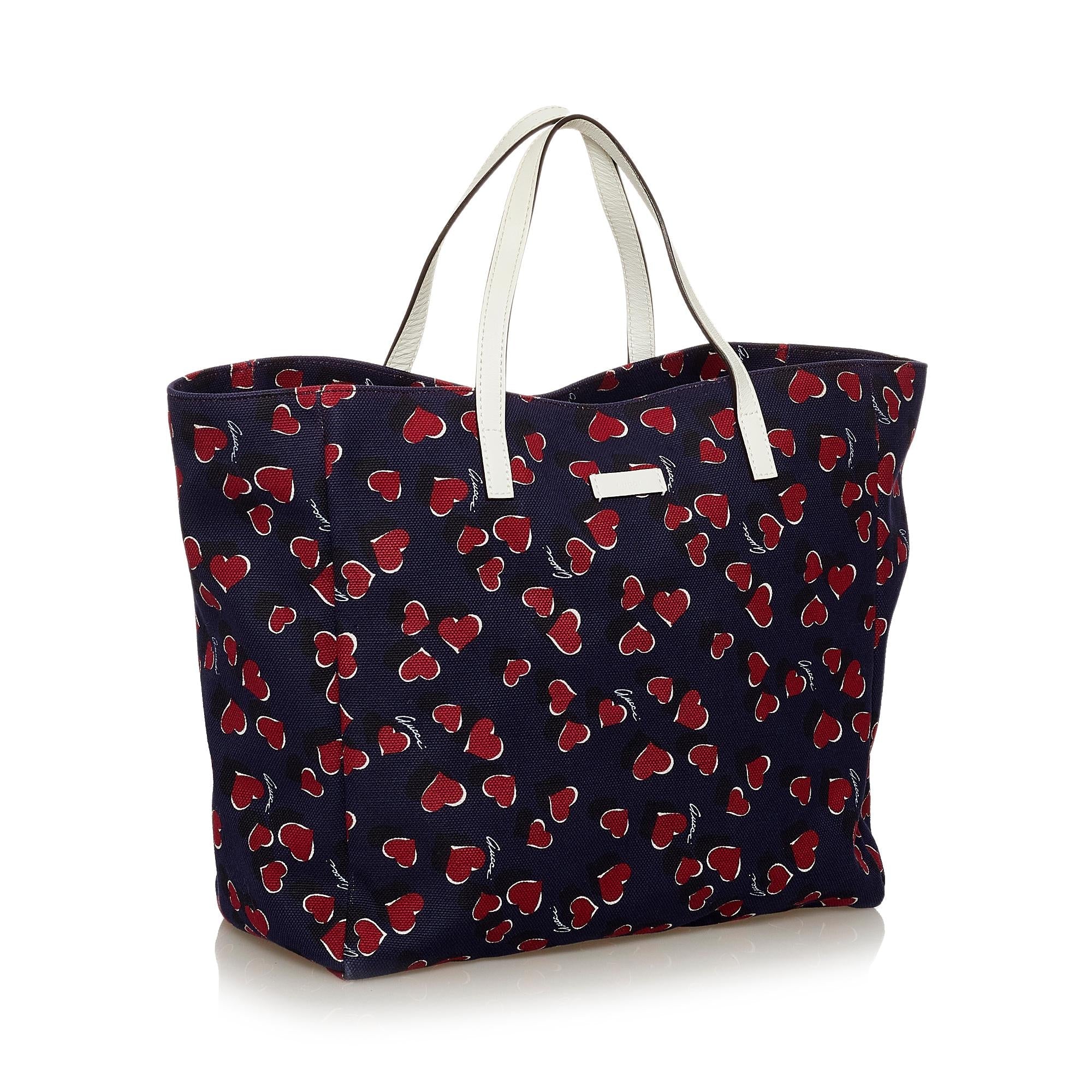 Gucci Heartbeat Canvas Tote Bag (SHG-28379)