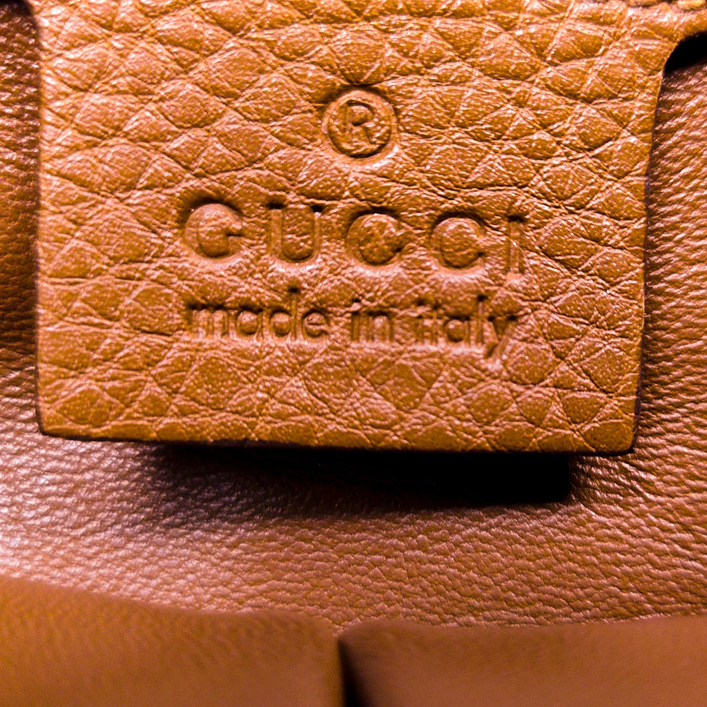 Gucci Hip Bamboo Clutch (SHG-35212)
