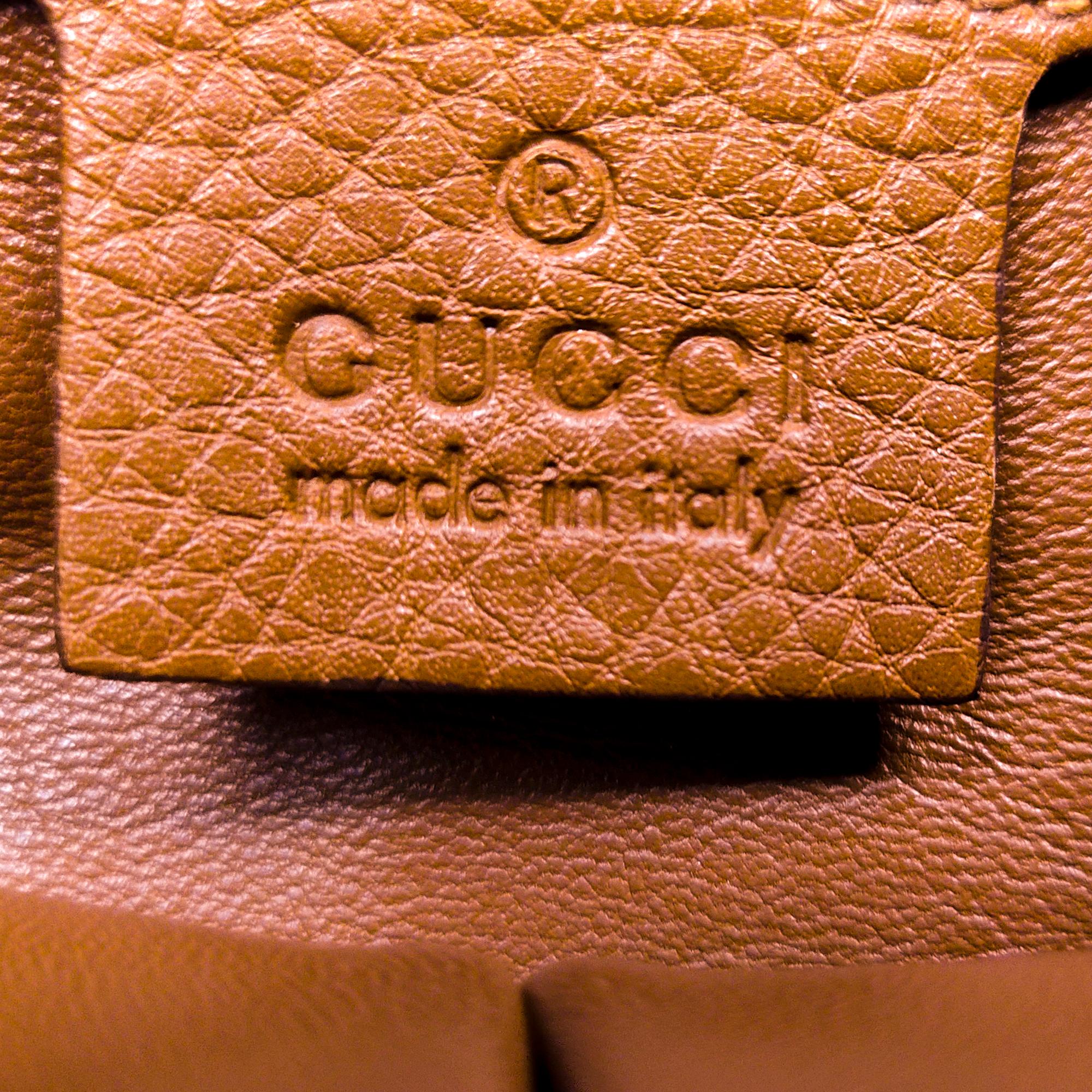 Gucci Hip Bamboo Clutch (SHG-35212)