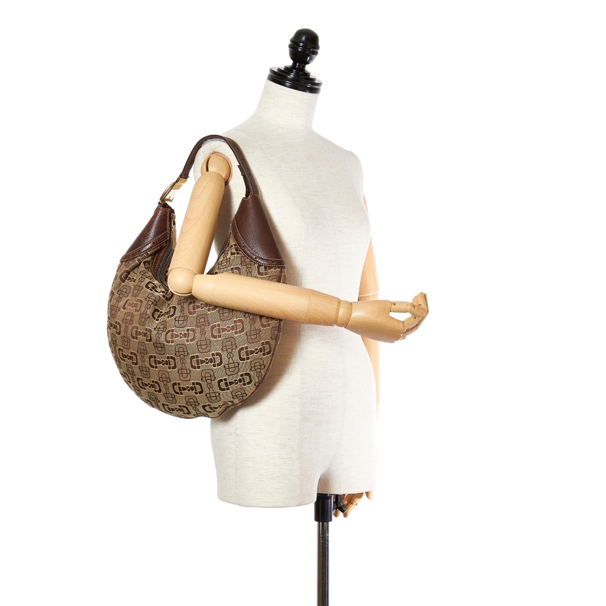 Gucci Horsebit Canvas Hobo Bag (SHG-37367)