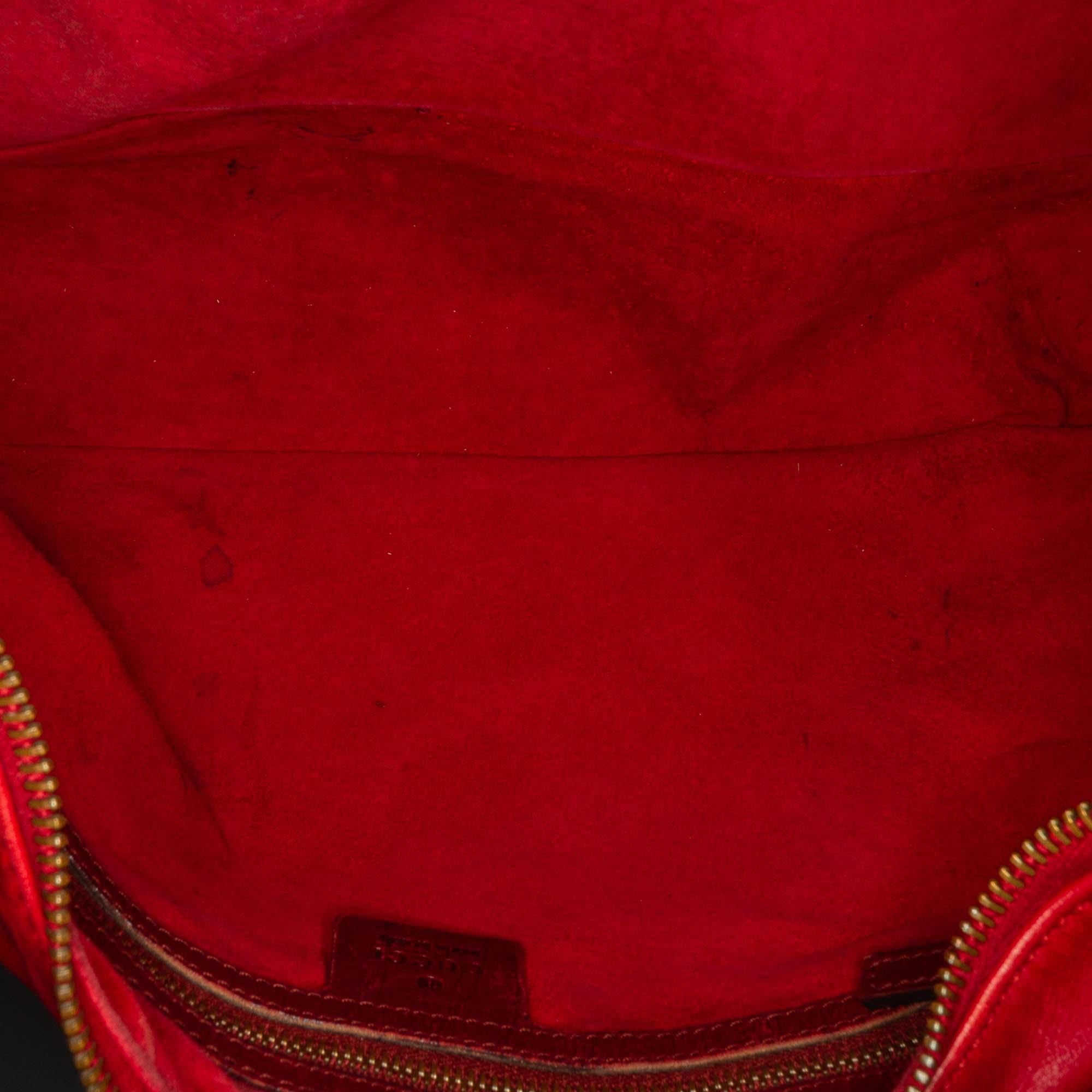 Gucci Horsebit Leather Shoulder Bag (SHG-19334)