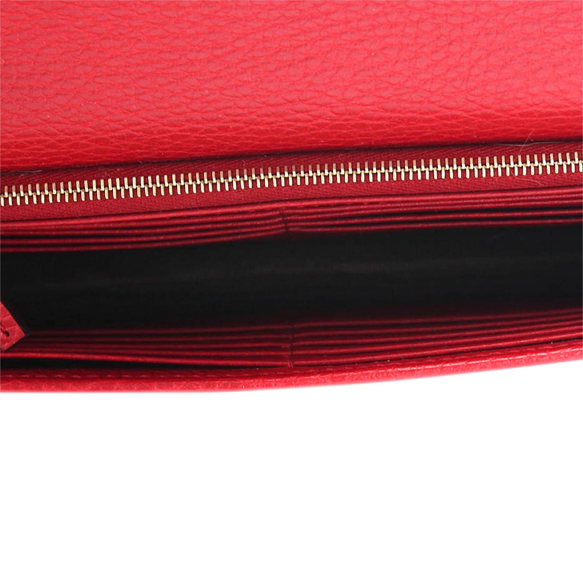 Gucci Interlocking G Chain Leather Wallet on Chain (SHG-Y5MFig)